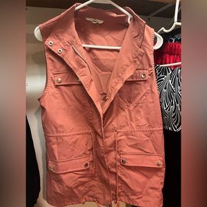 Sleeveless Utility Vest in Dusty Coral